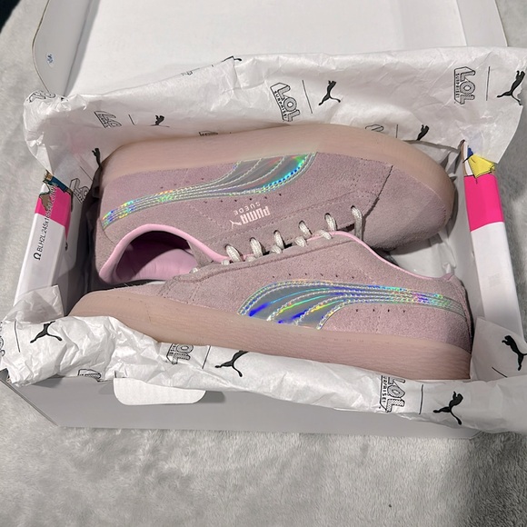 💕💜🩵LIMITED EDITION SUEDE LOL SURPRISE PUMAS🩵💜💕 - Picture 1 of 11